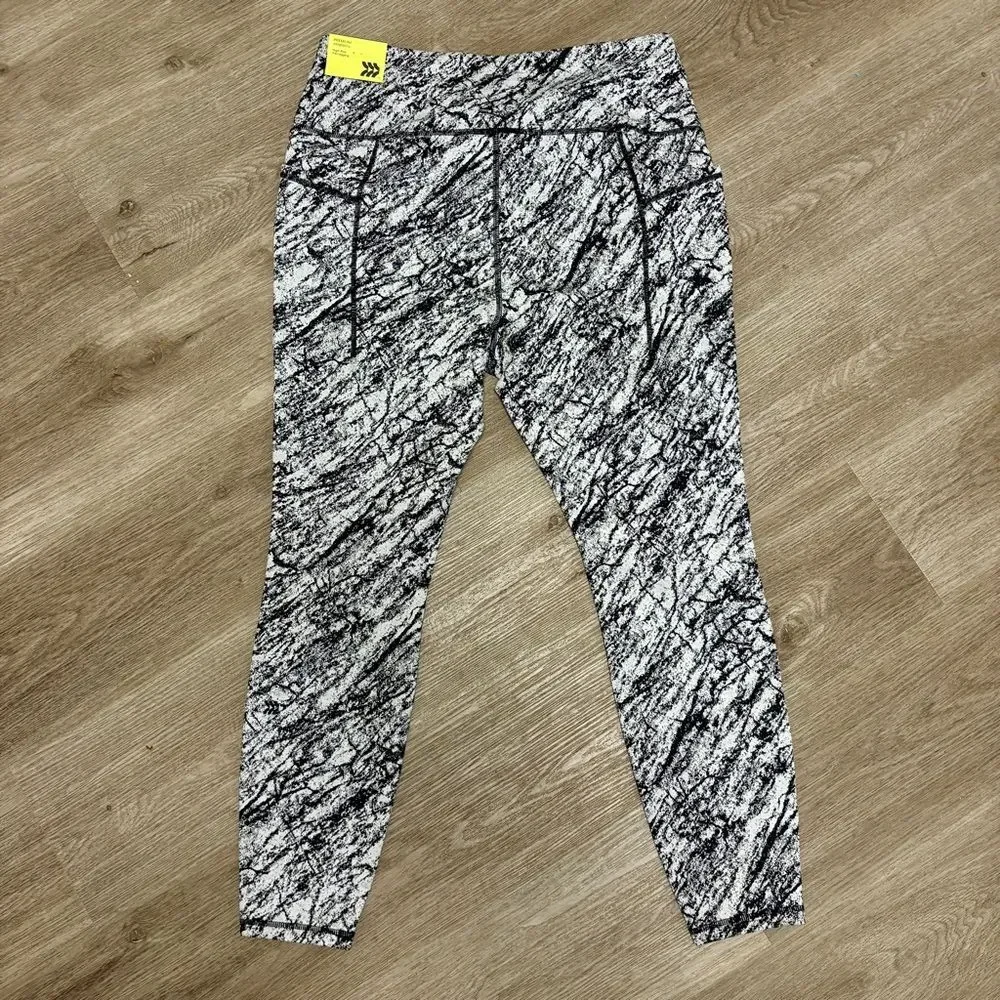 All in Motion High Rise 7/8 Leggings J2